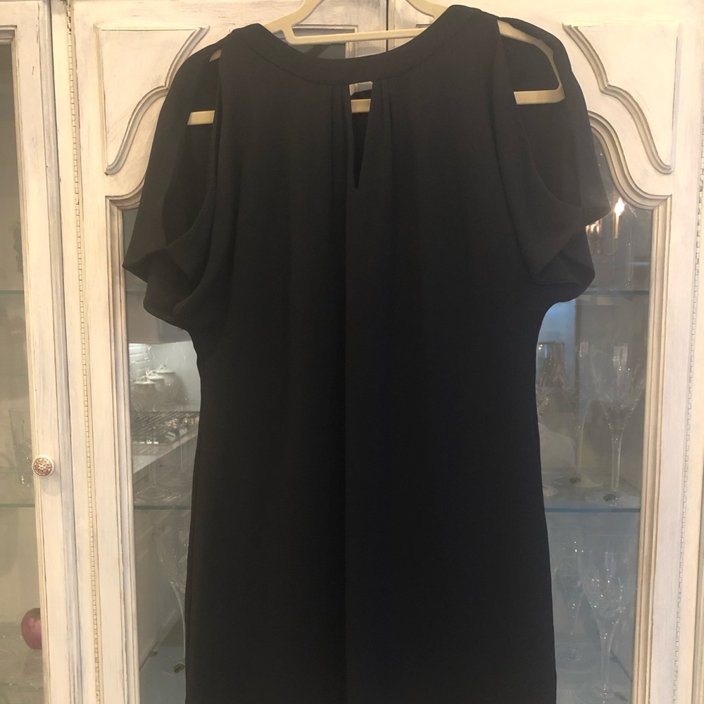 White House Black Market Keyhole ShortSleeve Dress